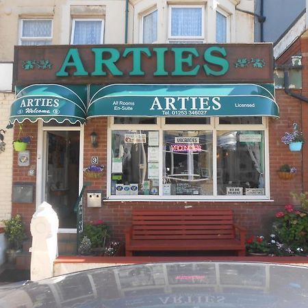 Arties Hotel Blackpool Buitenkant foto